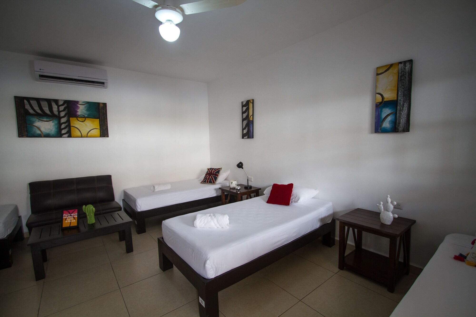 We Playa Hotel Playa del Carmen Exterior foto